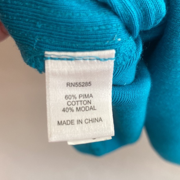 Sparkly blue tank top - Picture 6 of 8